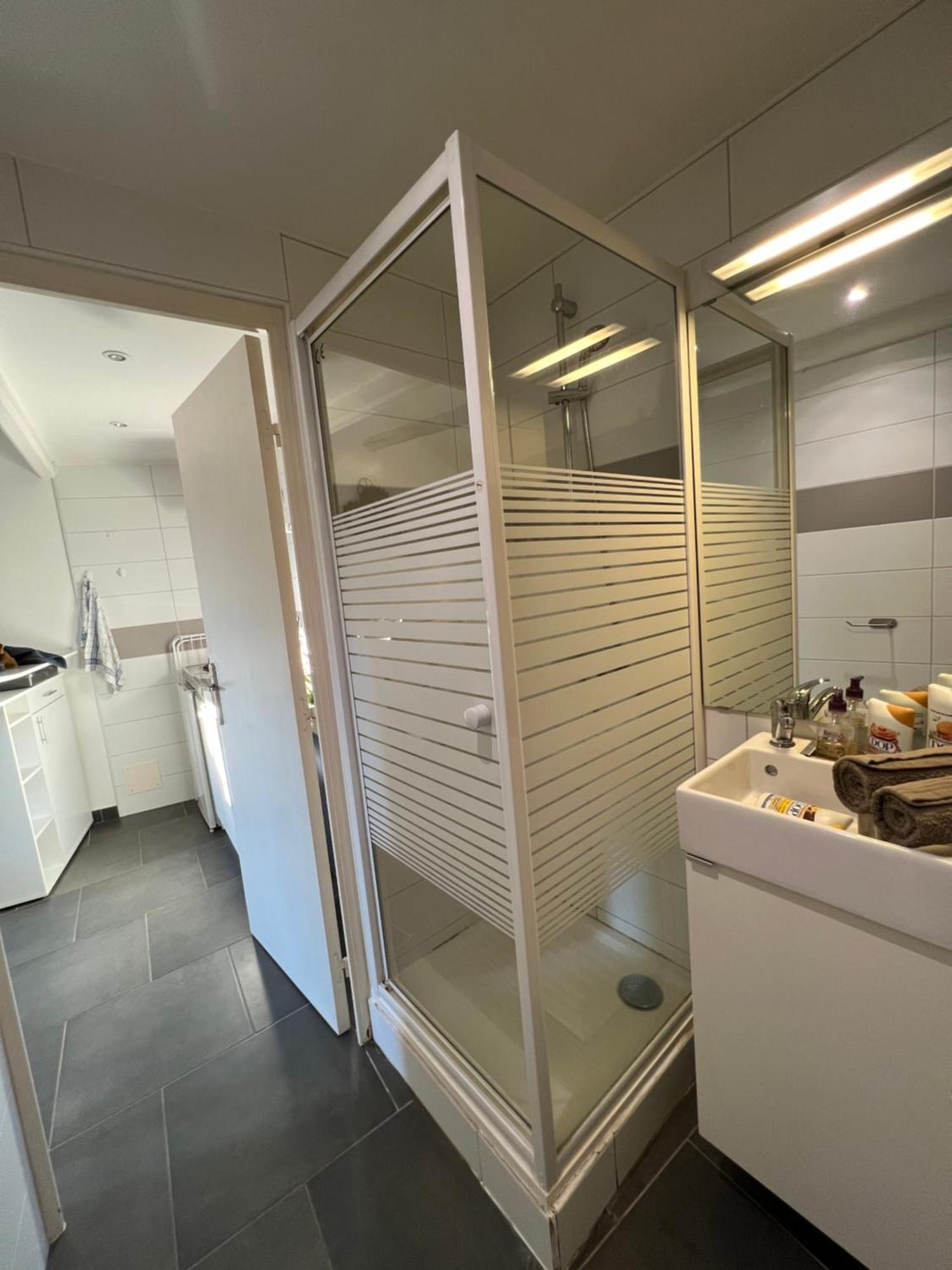 Cosy Studio Hyper Centre Avec Kitchenette & Climatisation Carpentras Luaran gambar